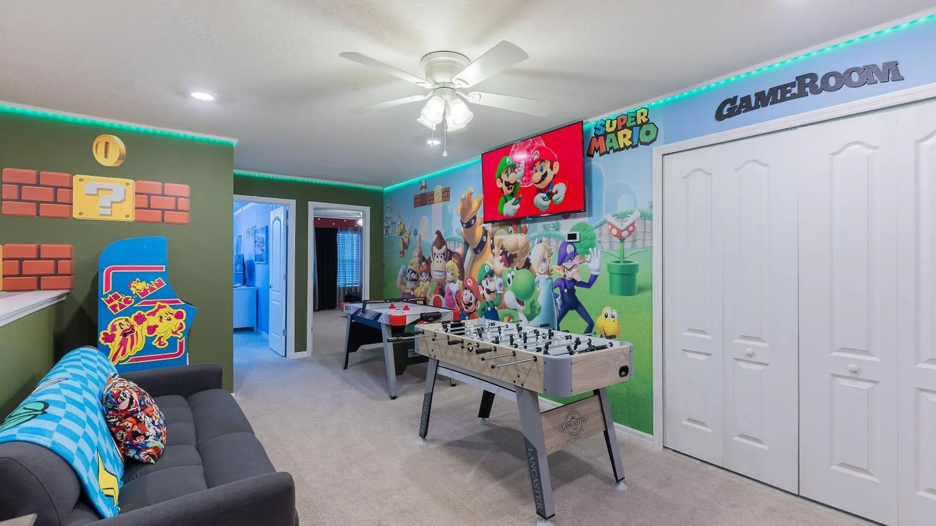 Home W Pool Game Room In Resort W Clubhouse Davenport United States